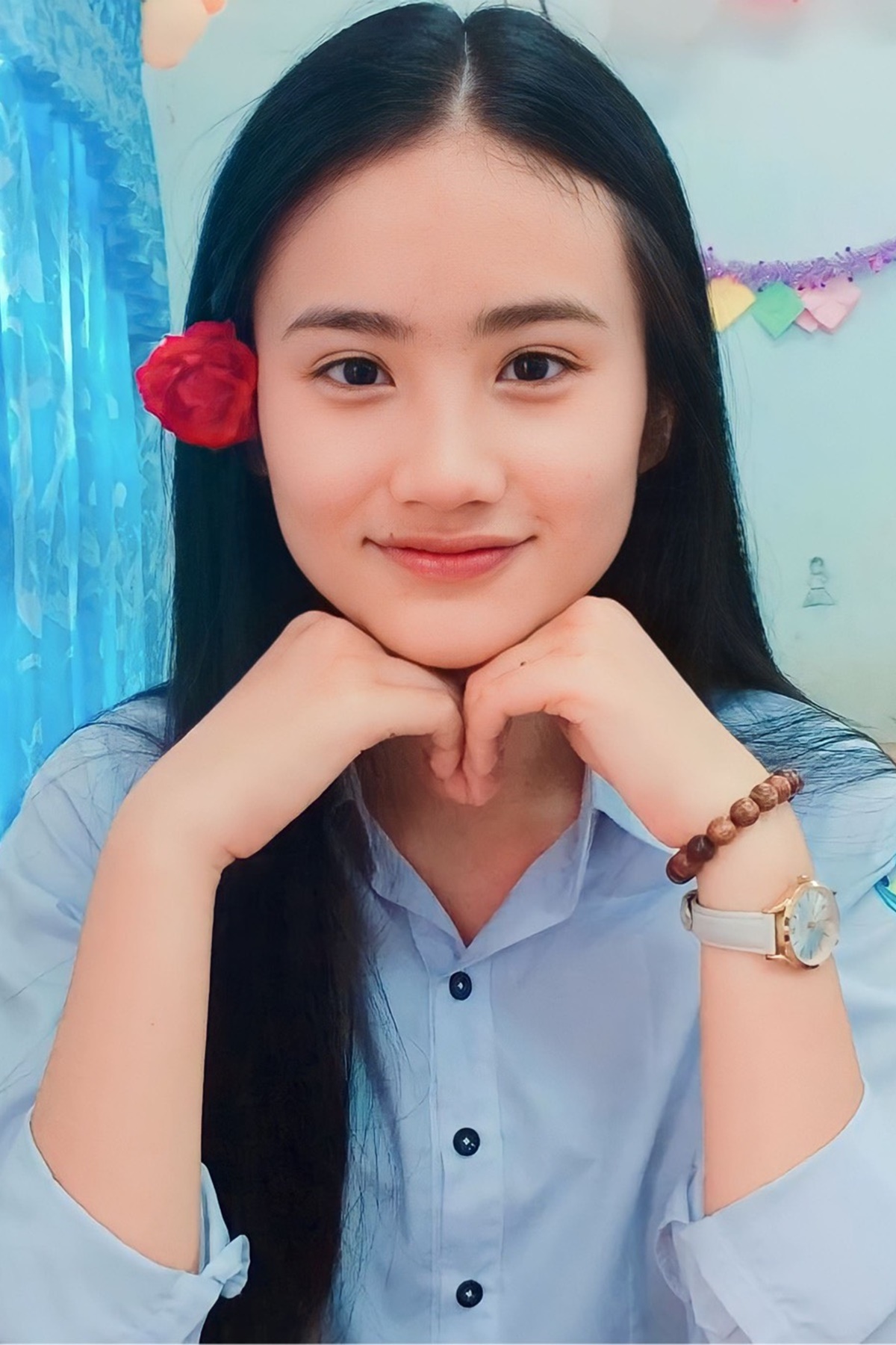 Ý Nhi với ngoại hình, biểu cảm đúng tuổi teen. Ý Nhi với ngoại hình, biểu cảm đúng tuổi teen.