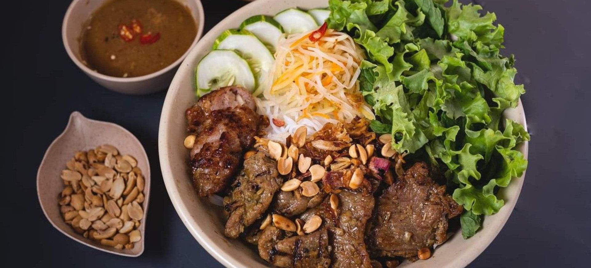Bún thịt nướng dễ ăn và dễ chế biến Bún thịt nướng dễ ăn và dễ chế biến