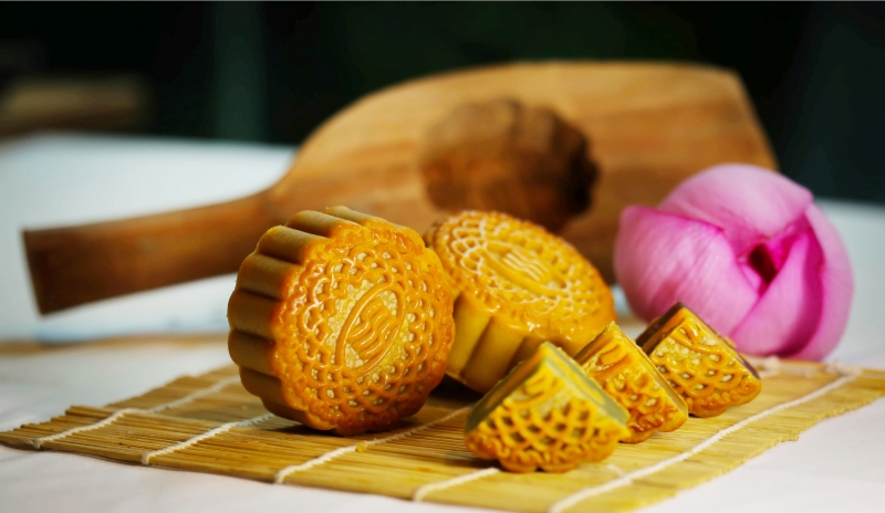 Bánh trung thu cổ truyền Bánh trung thu cổ truyền