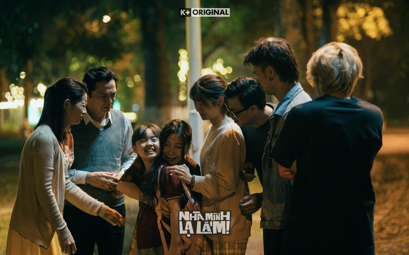 ‘Nhà Mình Lạ Lắm!’ là hành trình chữa lành cho những đứa trẻ bên trong mỗi người. ‘Nhà Mình Lạ Lắm!’ là hành trình chữa lành cho những đứa trẻ bên trong mỗi người.