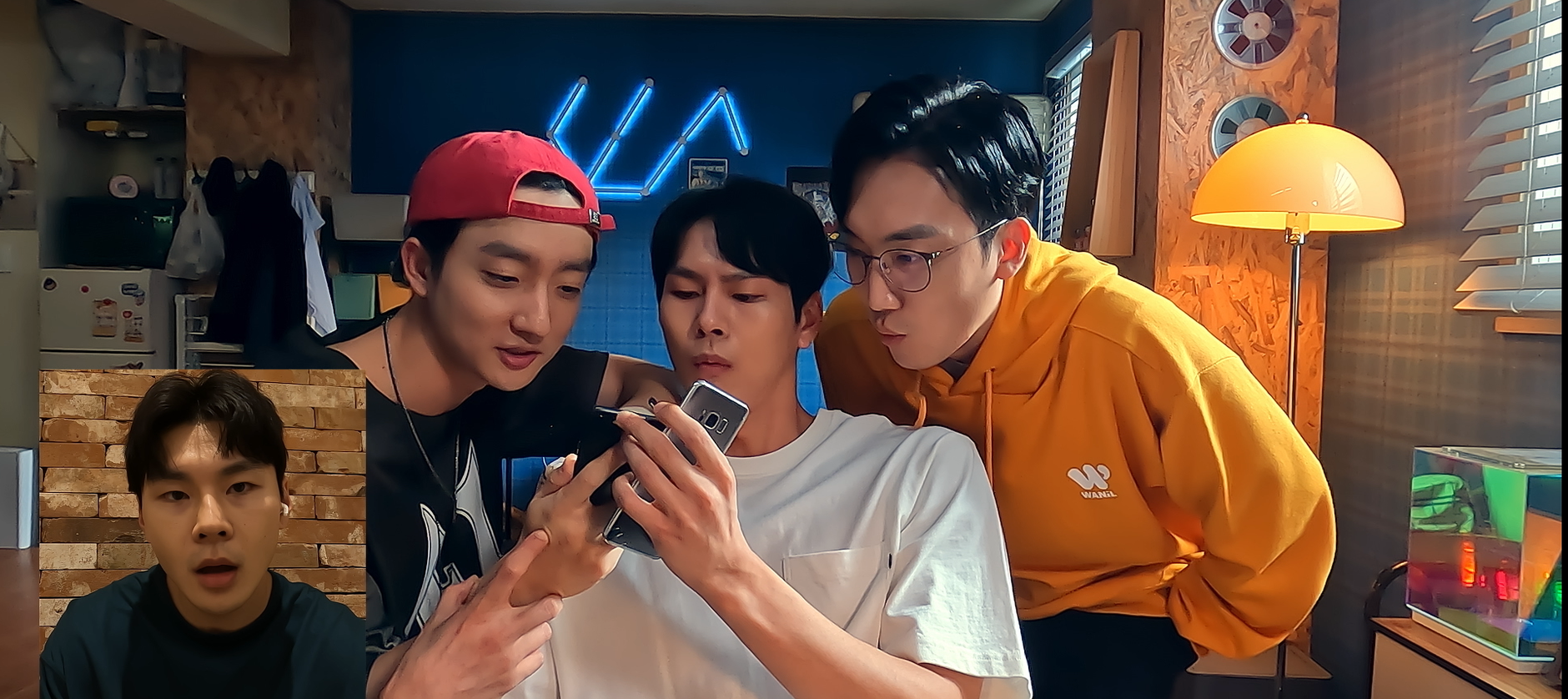 ‘Livestream’ là phim điện ảnh Hàn Quốc tố cáo hành vi xâm hại trên mạng xã hội. ‘Livestream’ là phim điện ảnh Hàn Quốc tố cáo hành vi xâm hại trên mạng xã hội.