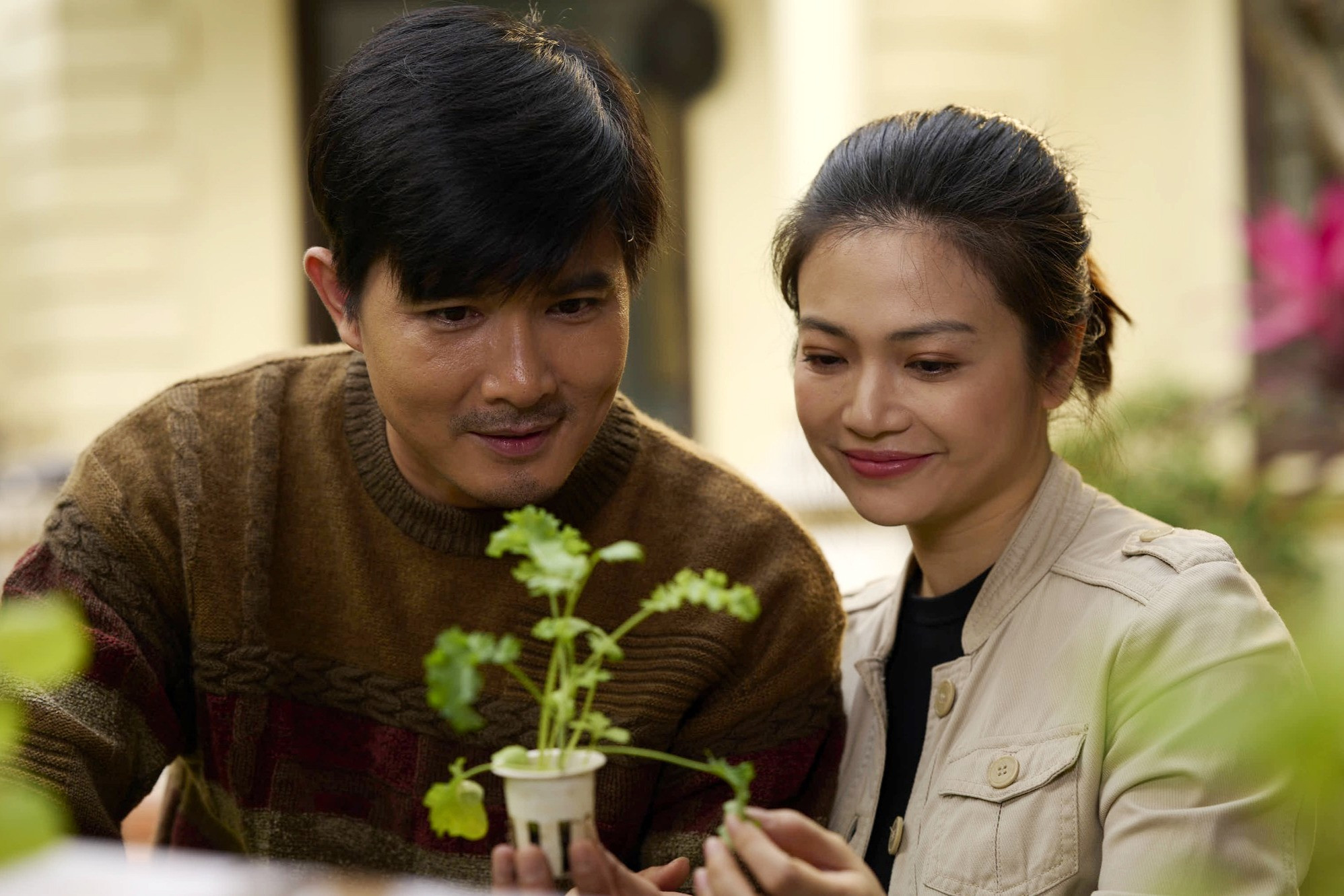 Quang Sự mong khán giả kiềm chế khi thể hiện cảm xúc dành cho nhân vật. Quang Sự mong khán giả kiềm chế khi thể hiện cảm xúc dành cho nhân vật.