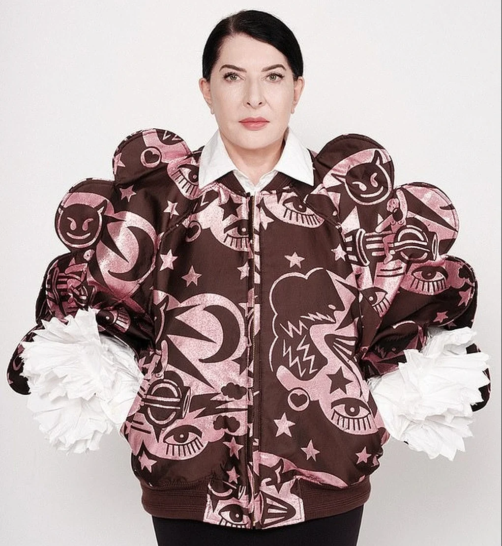 Nghệ sĩ ý niệm người Serbia - bà Marina Abramović (76 tuổi) (Ảnh: Daily Mail).