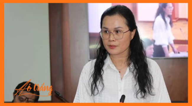 Bà Lê Thụy Mỵ Châu, Phó giám đốc Sở Giáo dục và Đào tạo TPHCM thông tin tại buổi họp báo Bà Lê Thụy Mỵ Châu, Phó giám đốc Sở Giáo dục và Đào tạo TPHCM thông tin tại buổi họp báo