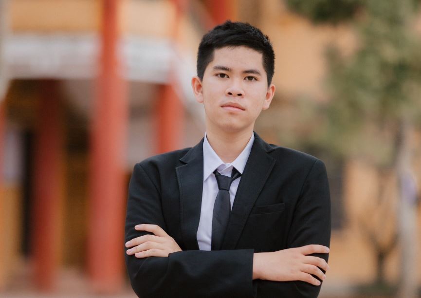 Đặng Quốc Vinh - Thủ khoa kép Đại học Bách khoa Hà Nội. Đặng Quốc Vinh - Thủ khoa kép Đại học Bách khoa Hà Nội.