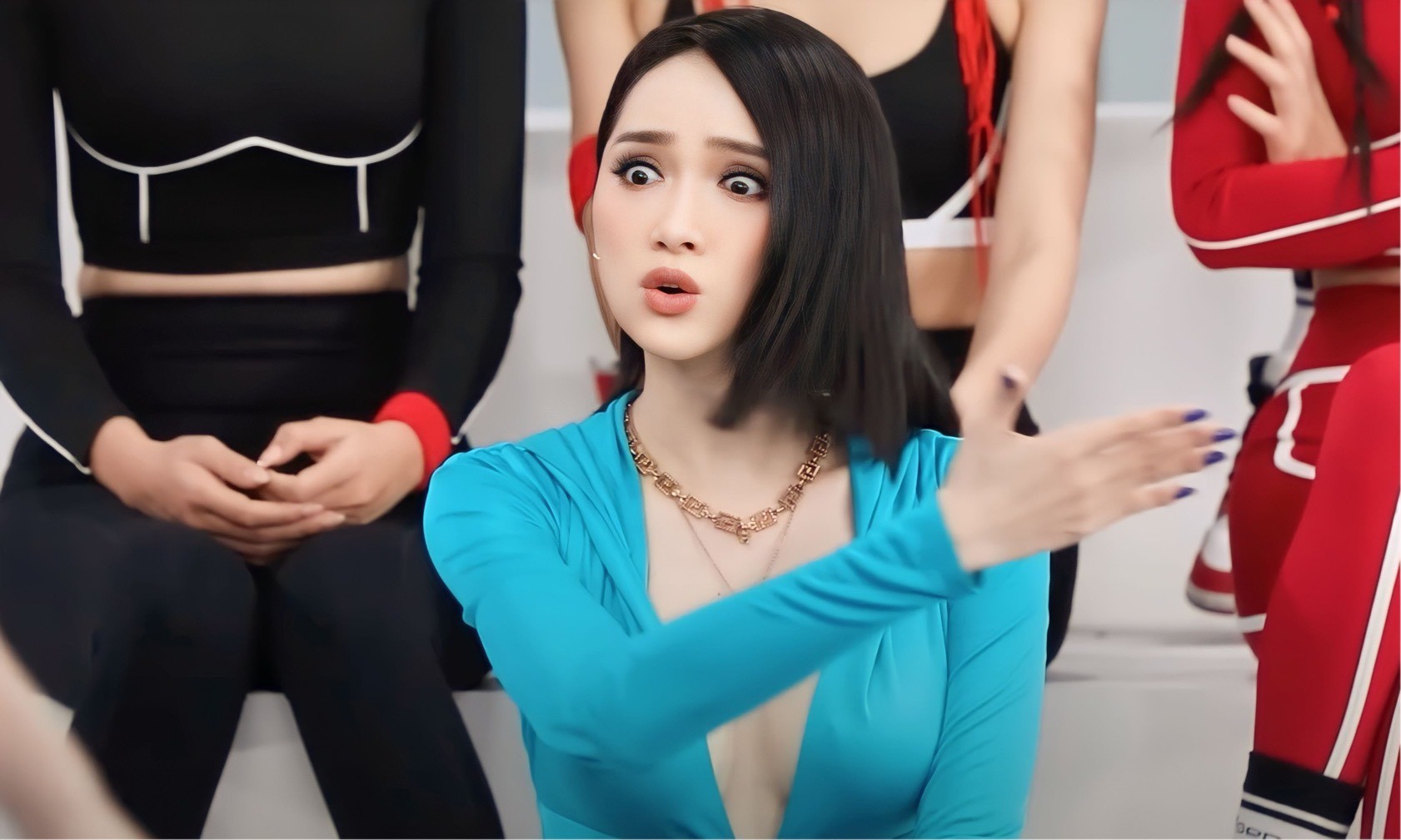Drama quá nhiều đang khiến khán giả đại chúng phản ứng trái chiều về game show do Hương Giang và Dược sĩ Tiến sản xuất. Drama quá nhiều đang khiến khán giả đại chúng phản ứng trái chiều về game show do Hương Giang và Dược sĩ Tiến sản xuất.