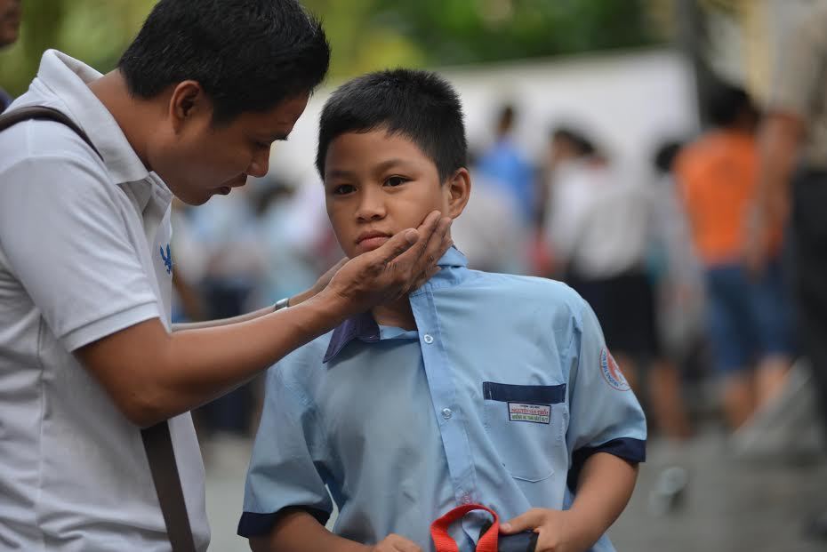 Nhà trường không thể chia sẻ trách nhiệm trông trẻ với gia đình Nhà trường không thể chia sẻ trách nhiệm trông trẻ với gia đình