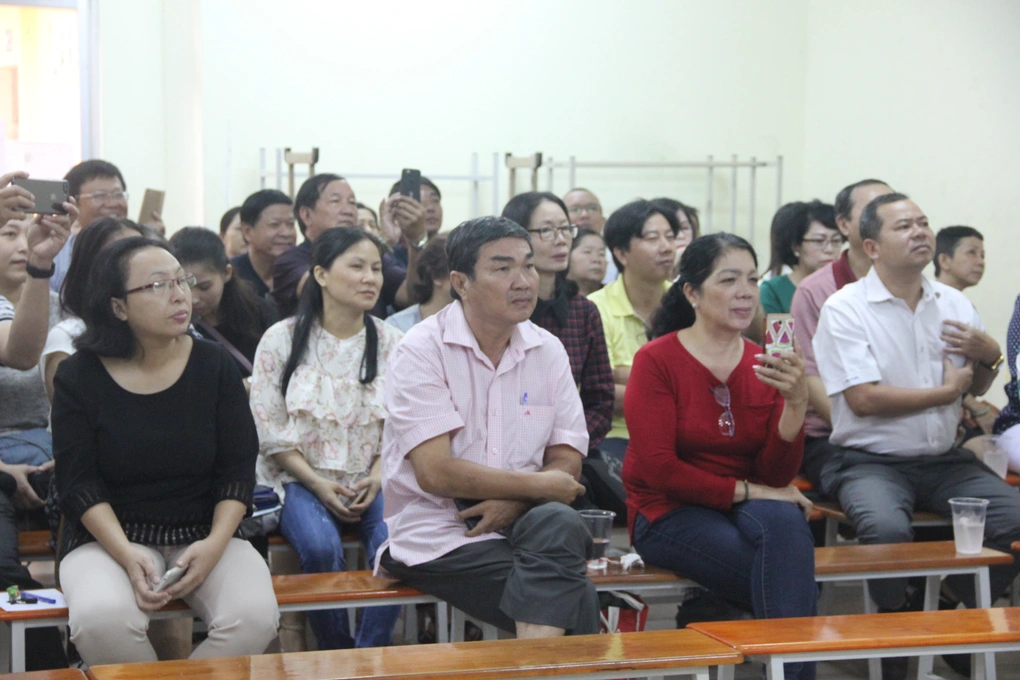 Hoạt động giáo dục của học sinh luôn cần sự đồng hành từ phụ huynh (Ảnh: Hồng Phong). Hoạt động giáo dục của học sinh luôn cần sự đồng hành từ phụ huynh (Ảnh: Hồng Phong).