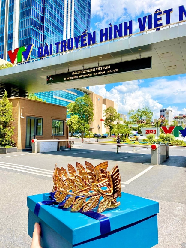 Chiếc vòng nguyệt quế chính thức cho Chung kết Đường lên đỉnh Olympia 2023 Chiếc vòng nguyệt quế chính thức cho Chung kết Đường lên đỉnh Olympia 2023