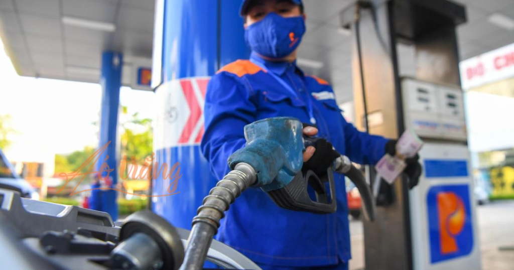 Bắt đầu từ 11/10, giá xăng sẽ giảm mạnh theo xu hướng thế giới