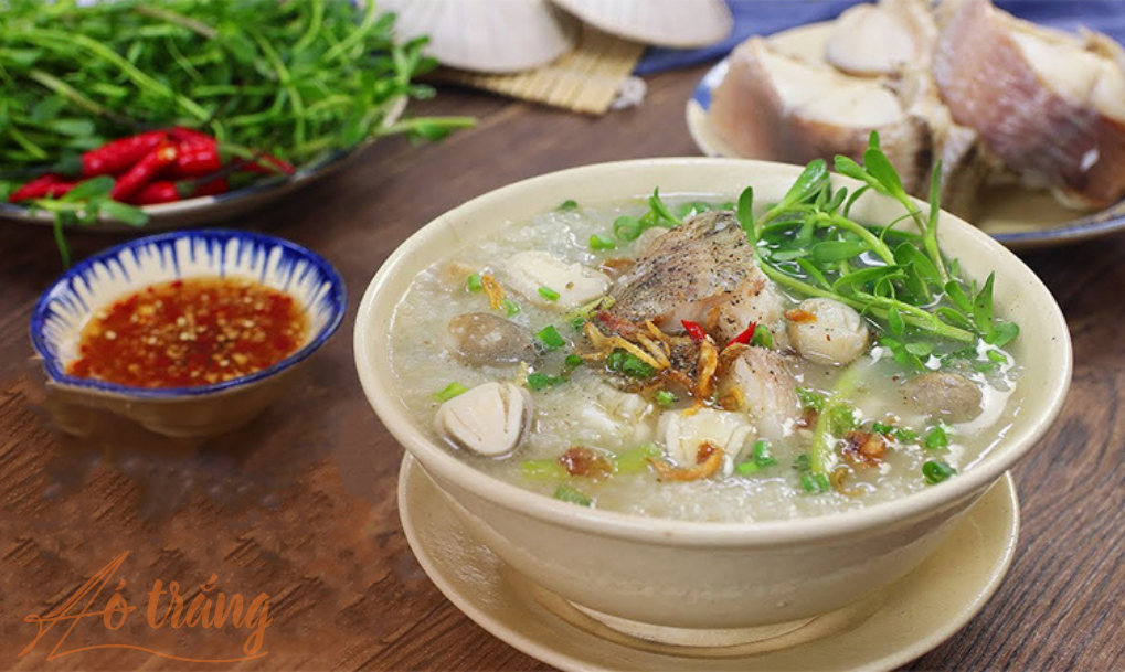 Hương vị ngọt thanh của cháo kết hợp cùng vị đắng đặc trưng của rau đắng khiến món ăn càng đậm đà và thơm ngon Hương vị ngọt thanh của cháo kết hợp cùng vị đắng đặc trưng của rau đắng khiến món ăn càng đậm đà và thơm ngon