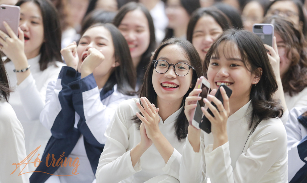 Nhiều ý kiến nổ ra xoay quanh vấn đề này Nhiều ý kiến nổ ra xoay quanh vấn đề này
