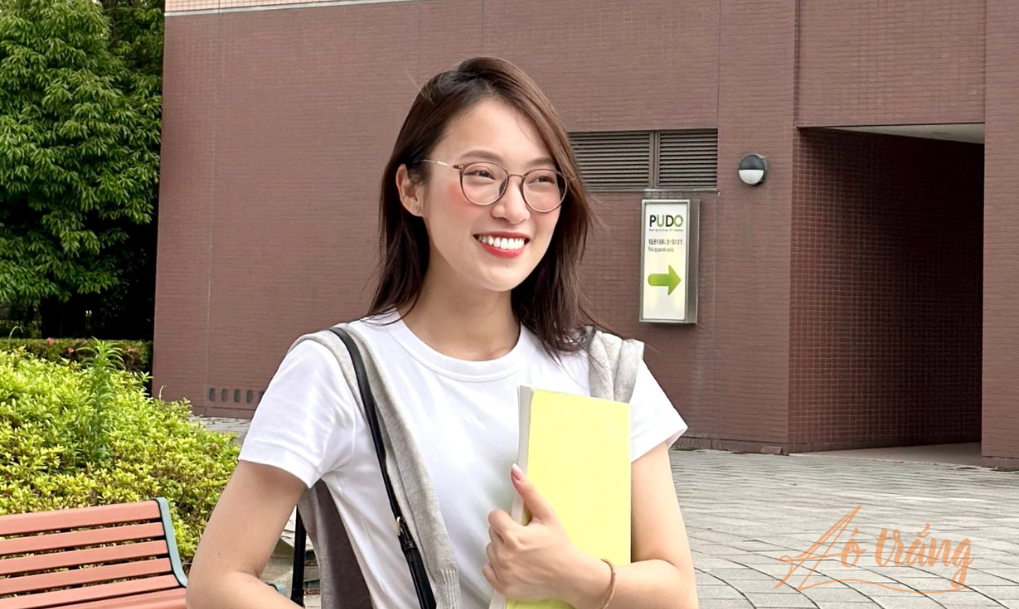 Ở tuổi 24, Khánh Vy đã làm được những điều mà bất cứ ai cũng phải ngưỡng mộ. Ở tuổi 24, Khánh Vy đã làm được những điều mà bất cứ ai cũng phải ngưỡng mộ.