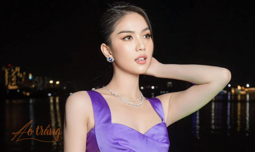 Ngọc Trinh là nữ người mẫu gắn liền với những thị phi, tai tiếng Ngọc Trinh là nữ người mẫu gắn liền với những thị phi, tai tiếng