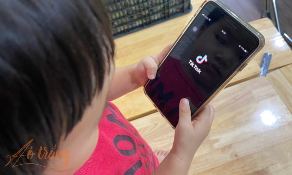 Ứng dụng Tiktok không dành cho trẻ em dưới 13 tuổi Ứng dụng Tiktok không dành cho trẻ em dưới 13 tuổi