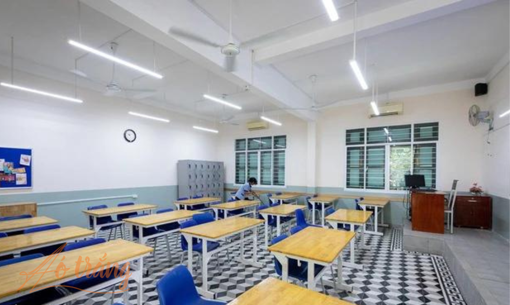 Những phòng học hiện đại của trường THPT Lê Quý Đôn Những phòng học hiện đại của trường THPT Lê Quý Đôn