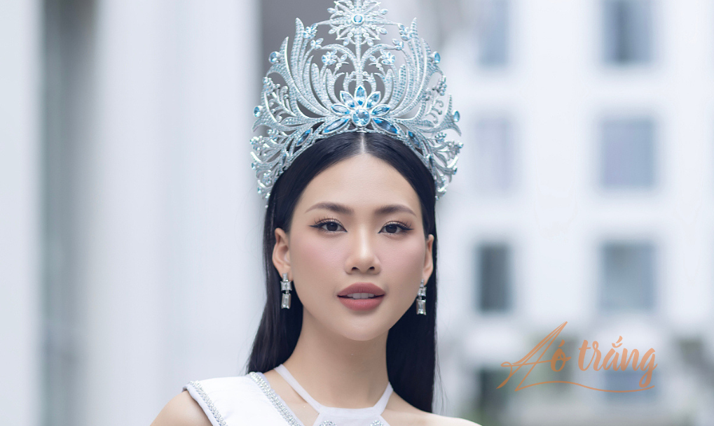Bùi Quỳnh Hoa vẫn sẽ tiếp tục đại diện Việt Nam tham dự đấu trường quốc tế Miss Universe Bùi Quỳnh Hoa vẫn sẽ tiếp tục đại diện Việt Nam tham dự đấu trường quốc tế Miss Universe