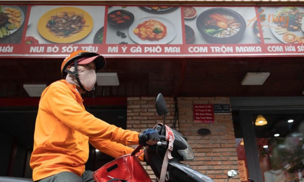 Chi phí chiết khấu cao, không ít hàng quán chọn quay về tập trung cho kiểu kinh doanh truyền thống để tăng lợi nhuận Chi phí chiết khấu cao, không ít hàng quán chọn quay về tập trung cho kiểu kinh doanh truyền thống để tăng lợi nhuận