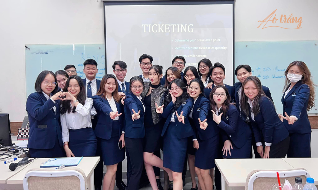 Lê Âu Ngân Anh - giảng viên trường Đại học Hoa Sen Lê Âu Ngân Anh - giảng viên trường Đại học Hoa Sen