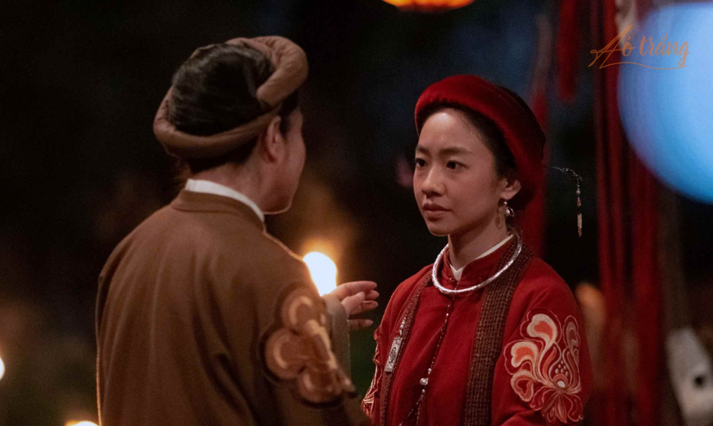 Diễn viên Hoàng Hà (từng đóng vai Dao Ánh trong Em và Trịnh) trong phim "Kẻ Ăn Hồn" Diễn viên Hoàng Hà (từng đóng vai Dao Ánh trong Em và Trịnh) trong phim "Kẻ Ăn Hồn"