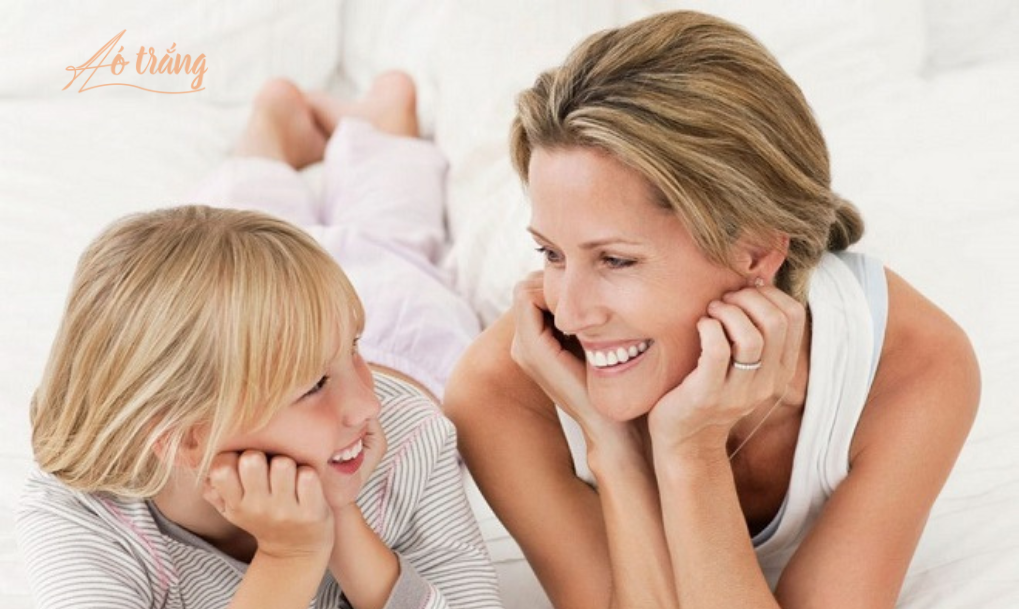 Việc bố mẹ giao tiếp, vui chơi cùng trẻ là cách giúp con vượt qua khủng hoảng tuổi dậy thì Việc bố mẹ giao tiếp, vui chơi cùng trẻ là cách giúp con vượt qua khủng hoảng tuổi dậy thì