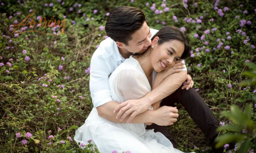 Cô khẳng định tình cảm bền chặt với chồng hiện tại - nghệ sĩ xiếc Quốc Nghiệp. Cô khẳng định tình cảm bền chặt với chồng hiện tại - nghệ sĩ xiếc Quốc Nghiệp.