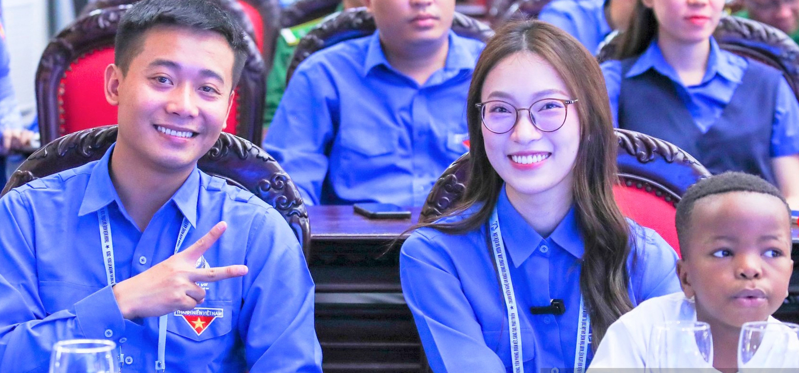 Quang Linh Vlog được tuyên dương thanh niên tiêu biểu tỉnh Nghệ An
