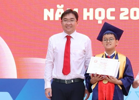 Thủ khoa lớp 6 Trường Trần Đại Nghĩa: Không học thêm, suýt bị trường trả về