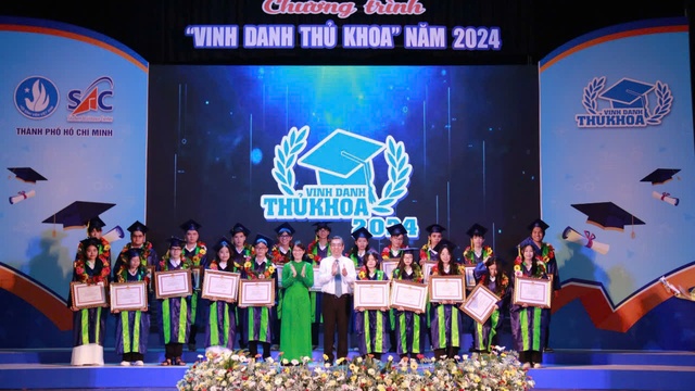 TP HCM vinh danh 88 sinh viên thủ khoa năm 2024