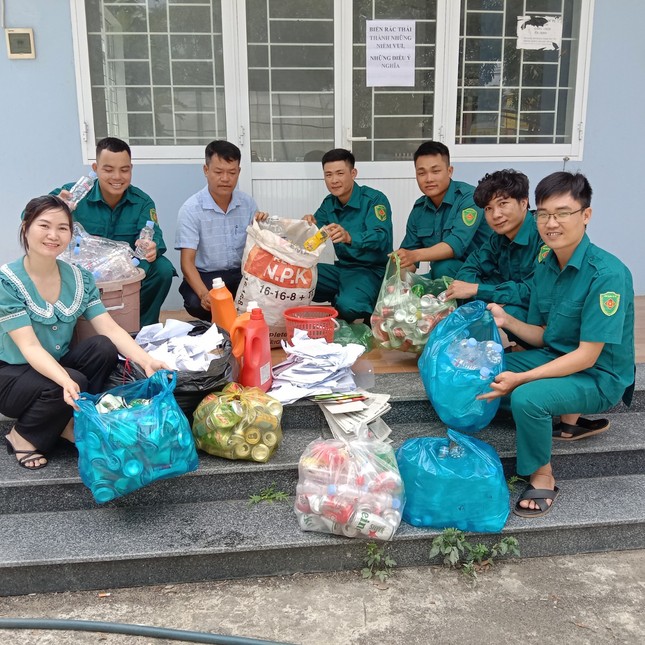 Mô hình “Phiếu ăn yêu thương” của Ban Chỉ huy quân sự xã Ea Ly đã đóng góp hơn 1.500 phiếu ăn cho học sinh có hoàn cảnh khó khăn.