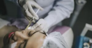 Bồi thường cho người đẹp xứ Hàn bị bỏng mặt do làm đẹp