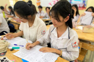 Cô giáo Hà Nội chỉ ra 'chiến thuật' làm bài thi lớp 10 môn Tiếng Anh
