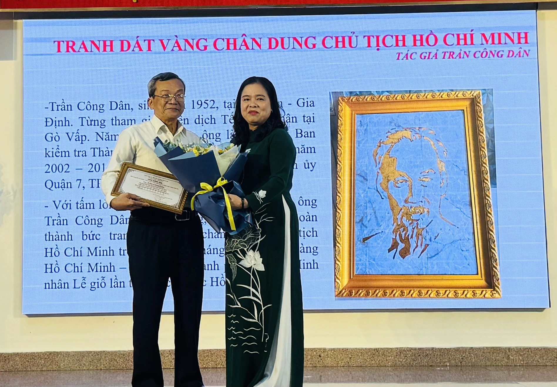 Tiếp nhận hiện vật quý về Chủ tịch Hồ Chí Minh