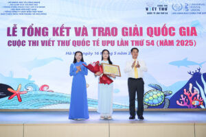 Cuộc thi viết thư UPU nhận 1,5 triệu bài thi, nữ sinh Đà Nẵng giành giải Nhất