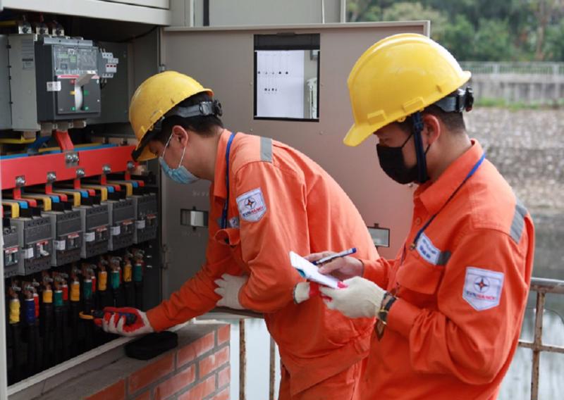 Giá điện tăng 4,8%, hộ dùng điện nào phải trả thêm nhiều tiền nhất?