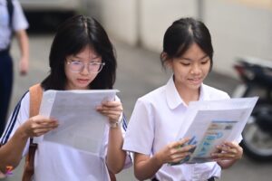 Từ năm 2027, một số địa phương sẽ tổ chức thí điểm thi tốt nghiệp trên máy. Ảnh: Duy Hiệu.