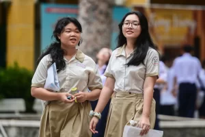Thí sinh dự thi lớp 10 tại THPT Trưng Vương, quận 1, tháng 6/2024. Ảnh: Quỳnh Trần