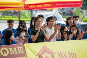 Mái ấm gia đình Việt