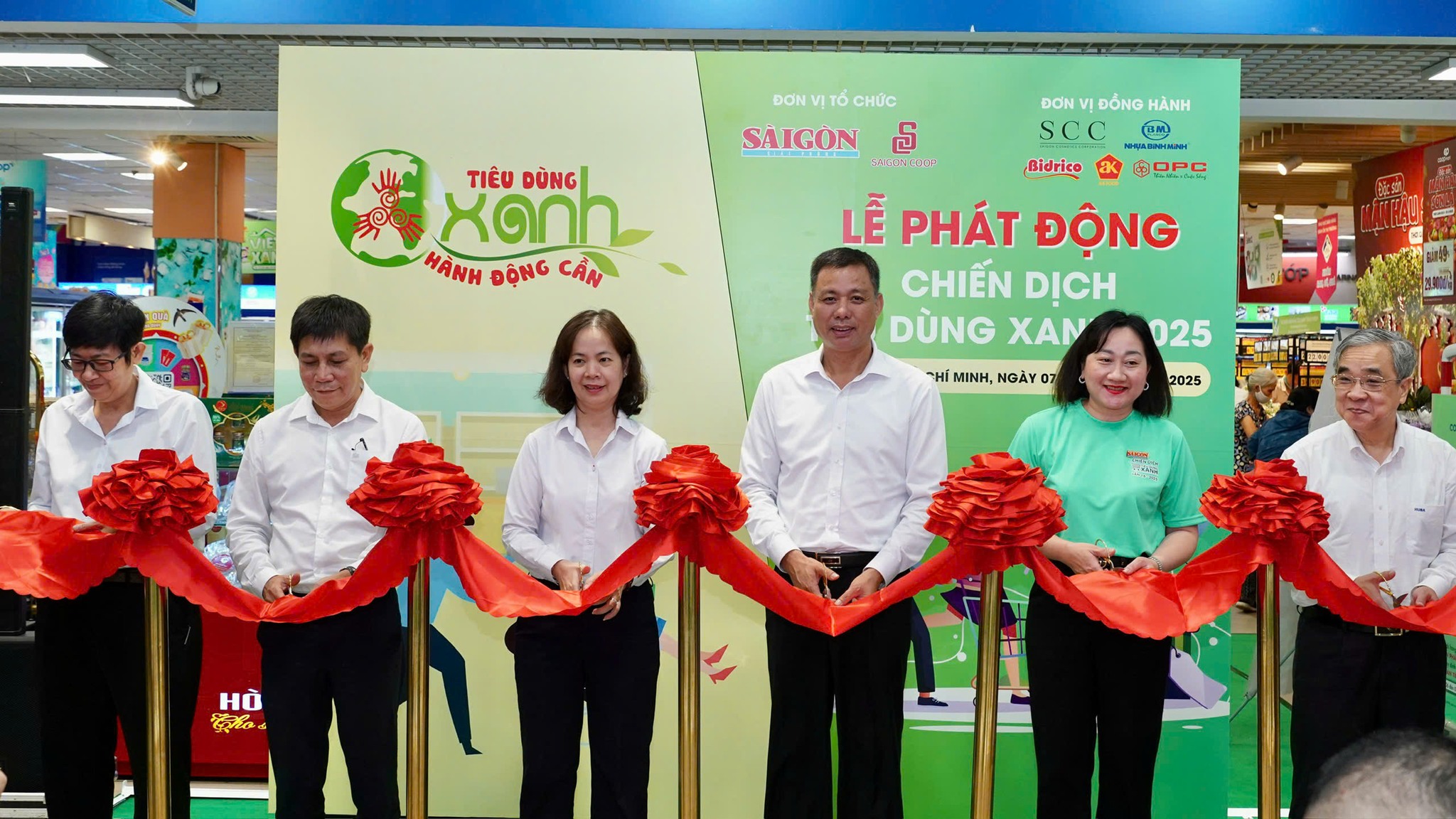 Báo Sài Gòn Giải Phóng phối hợp cùng Liên hiệp HTX Thương mại TP.HCM (Saigon Co.op) chính thức phát động Chiến dịch Tiêu dùng Xanh 2025