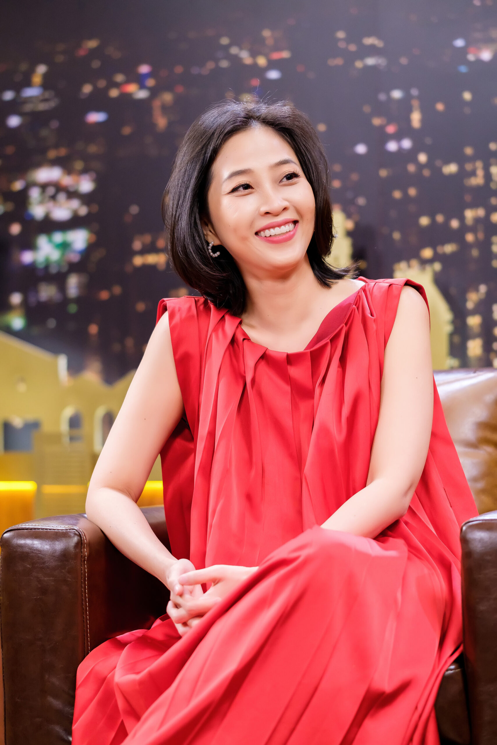 MC Liêu Hà Trinh