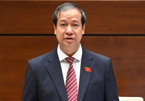 Bộ trưởng Bộ Giáo dục và Đào tạo Nguyễn Kim Sơn trả lời chất vấn sáng 20/6 - Ảnh: Trung tâm báo chí Quốc hội