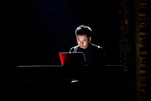 Nhạc sĩ Dương Cầm là Giám đốc âm nhạc của concert "Rực rỡ ngày mới" (Ảnh: Facebook nhân vật).