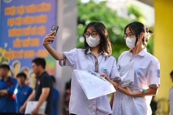 Điểm danh những ngành học được miễn học phí 100% trong năm 2025: Ngành số 1 nhận thêm 3,63 triệu/tháng