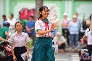 Đề Ngữ văn được đánh giá hay, hứa hẹn cho nhiều bài viết phá cách, sáng tạo, nhiều ý tưởng độc lạ. Ảnh: Nguyễn Huế