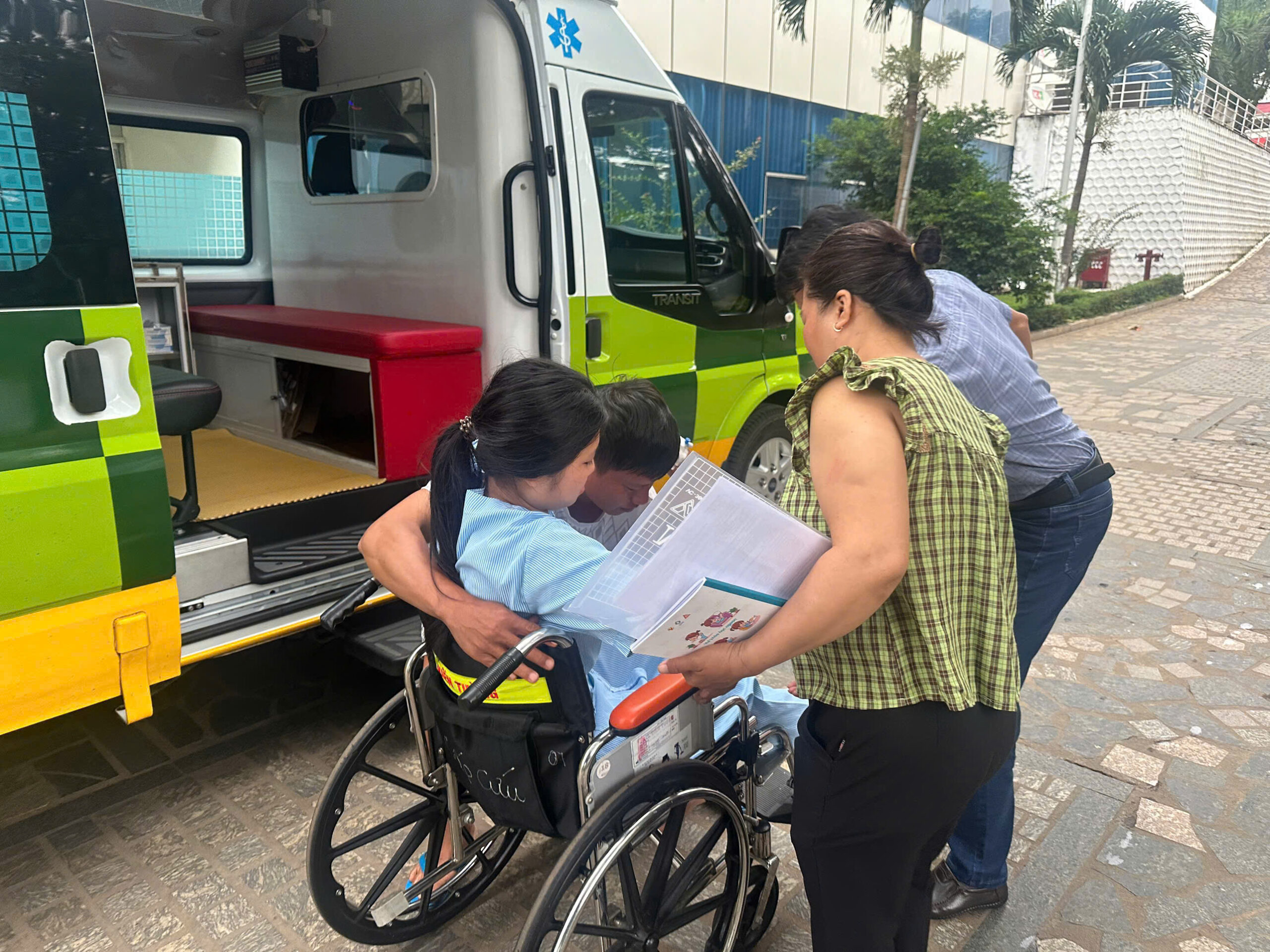 Bệnh viện Hoàng Anh Gia Lai phẫu thuật khẩn cấp giúp sĩ tử kịp thi tốt nghiệp THPT Bệnh viện Hoàng Anh Gia Lai phẫu thuật khẩn cấp giúp sĩ tử kịp thi tốt nghiệp THPT
