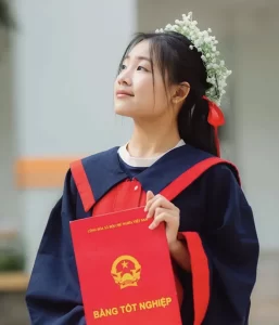 Quỳnh Lan yêu thích môn toán và trúng tuyển lớp chuyên toán, Trường THPT chuyên Trần Đại Nghĩa (Ảnh: Nhân vật cung cấp).
