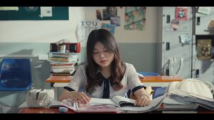 Bộ phim theo chân hành trình 3 năm của nhân vật chính Ánh Dương - một học sinh cấp ba bình thường tại Trường THPT Lê Quý Đôn - Ảnh: NVCC
