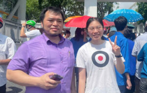 Em Bùi Huyền Trân và bố Bùi Trọng Chí.