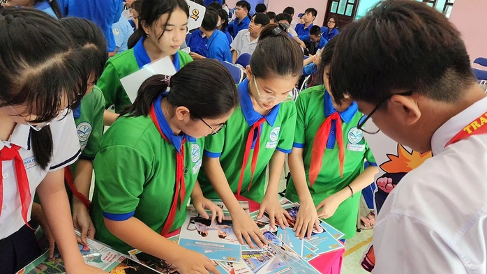 Học sinh THCS tại TP HCM tham gia các hoạt động tìm hiểu về các ngành nghề cho tương lai