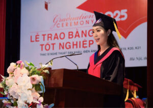 NSND Trịnh Kim Chi nhận bằng thạc sĩ ở tuổi 54